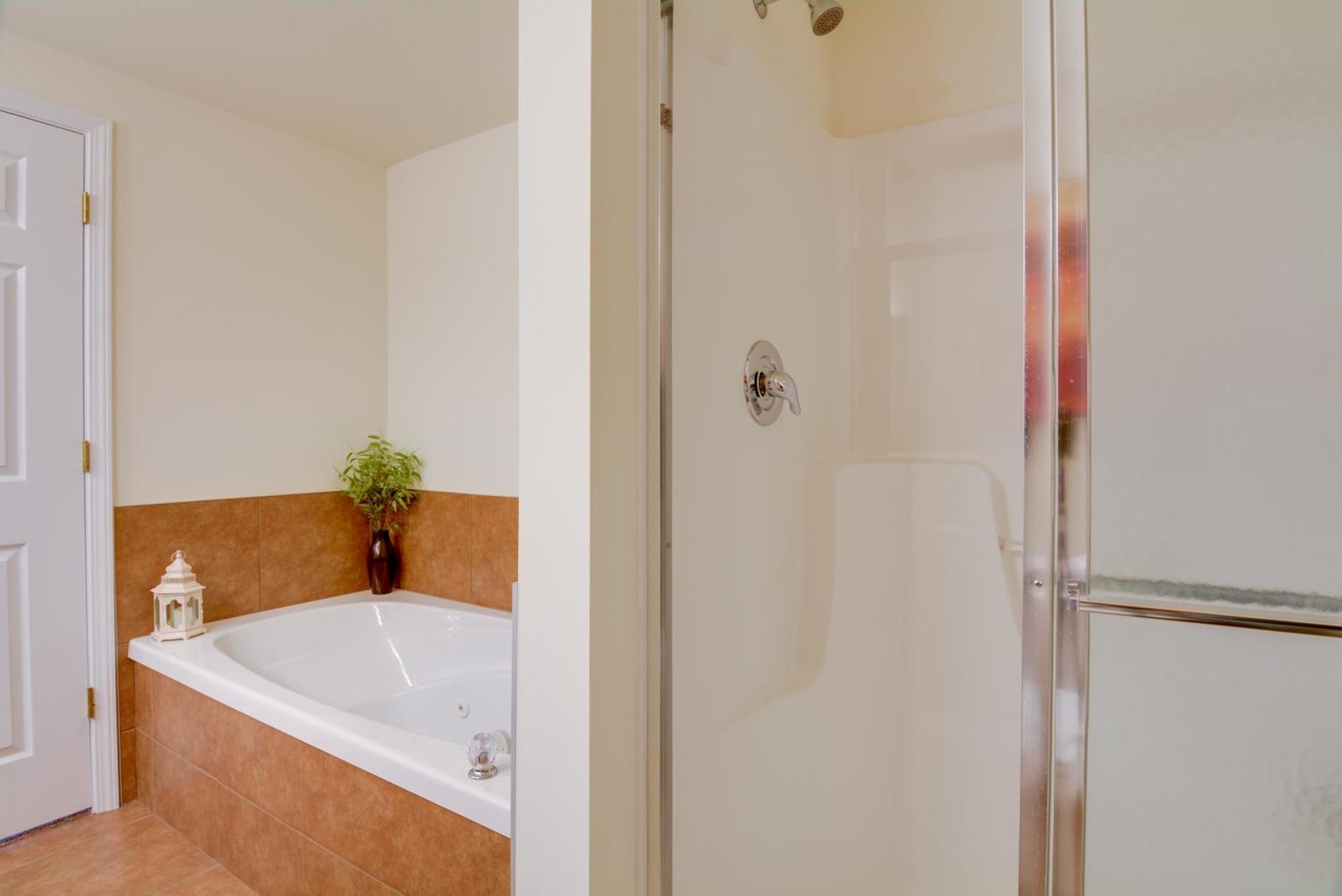 Lakefront Osage Beach Condo With Pool And Water Views! Ngoại thất bức ảnh